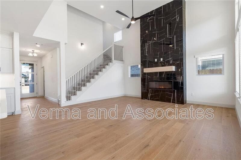 Centerton House: 1231 Mammoth St