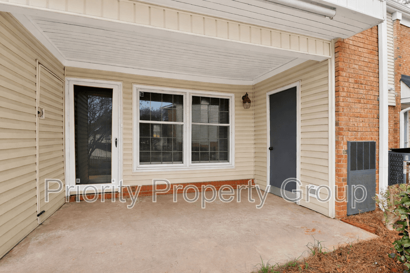 Charlotte Condo: 4601 Coronado Drive Apt B