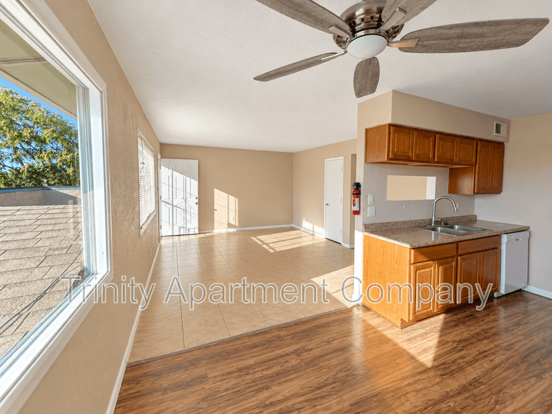 Albuquerque Condo: 124 General Arnold St NE Albuquerque