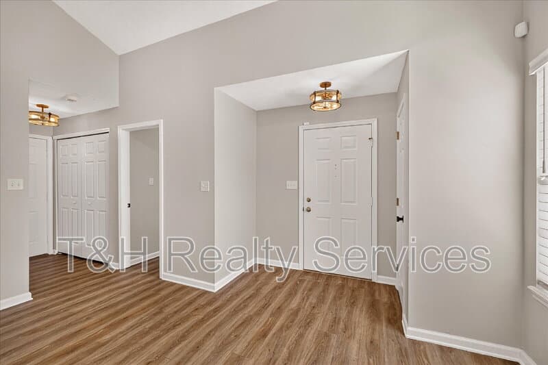 Fishers House: 9741 Roxbury Drive