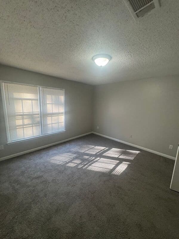 Memphis House: 6343 Kirby Downs Dr