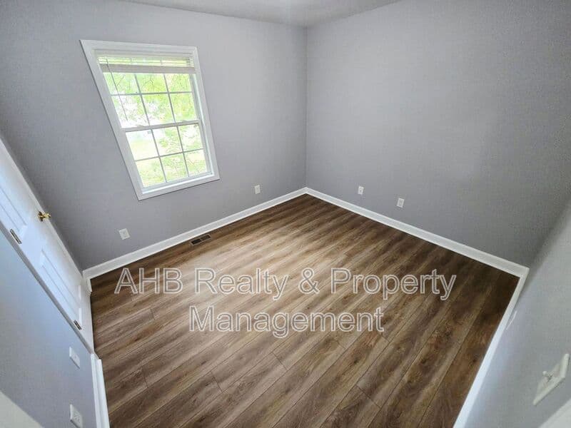 Burlington House: 2237 Troendly St.