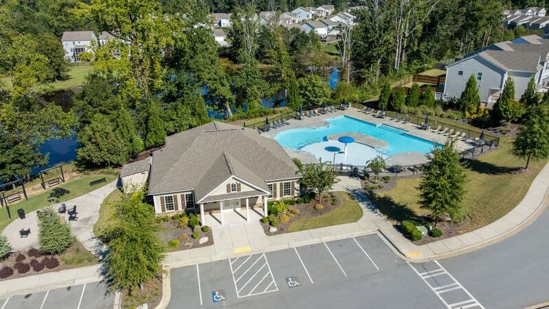Flowery Branch House: 6079 Hoot Owl Lane