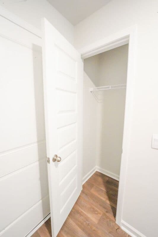 Bloomingdale House: 480 Coconut Drive