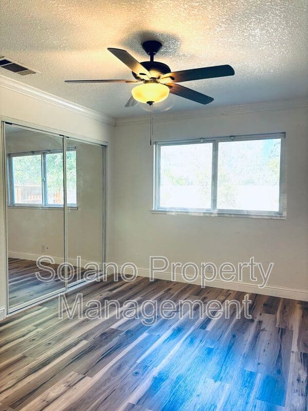 Vacaville House: 349 Temple Drive