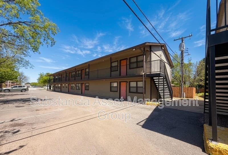Oklahoma City Condo: 1433 Northwest 24th Street - 201