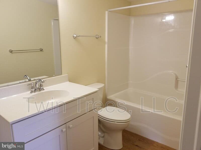 Mount Jackson Condo: 5727 Main Street