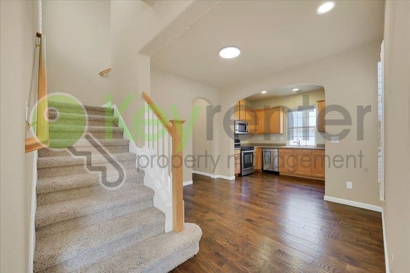 Orangevale House: 6123 Rolkingham Lane