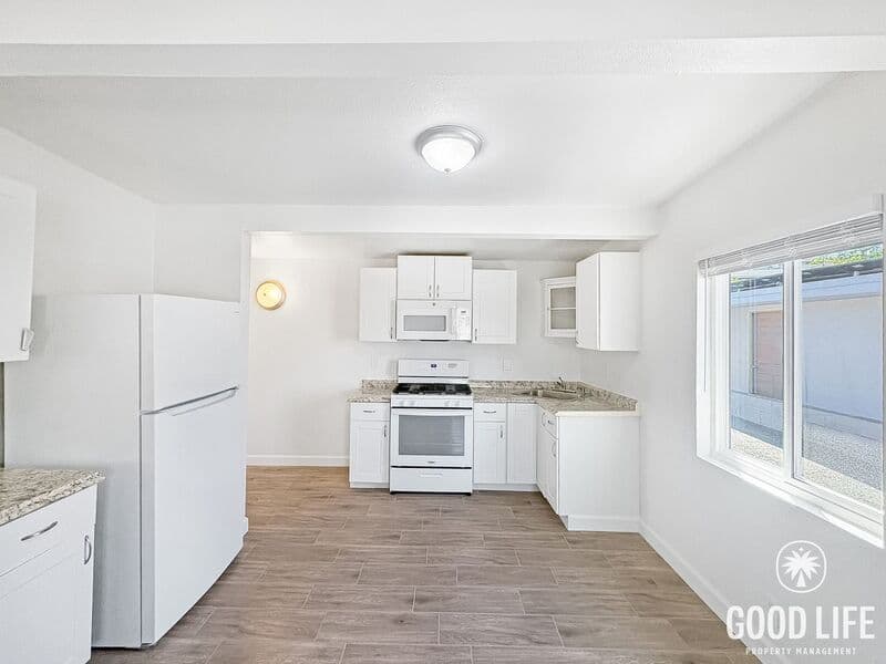 Vista Condo: 523 N Citrus Ave