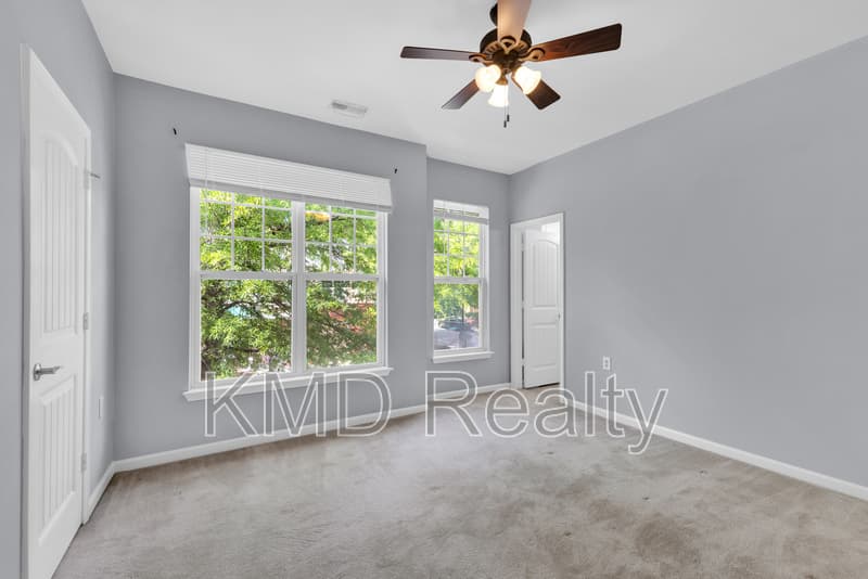 Charlotte Townhome: 15407 St Christopher Court