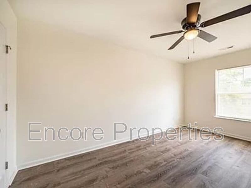 Raleigh Townhome: 1211 Canyon Rock Court