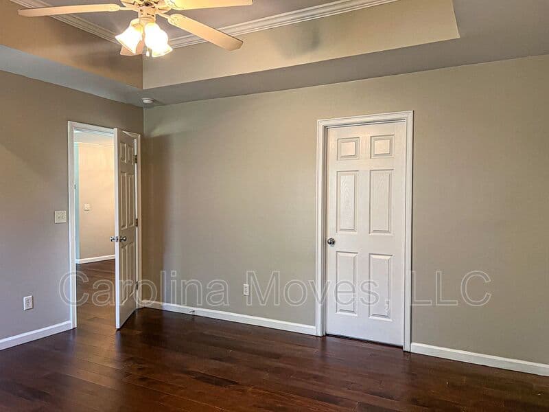 Greenville House: 7 Yakutata Drive
