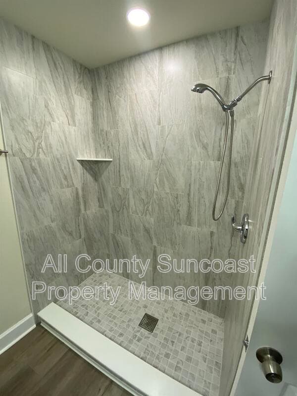 Palm Harbor House: 768 16th St