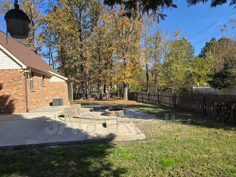 Indian Trail House: 4904 West Street