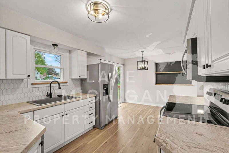 Jenison House: 1652 Oakbrook Drive