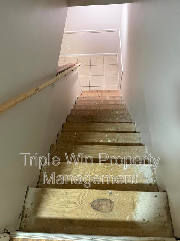 Saint Charles House: 224 Diekamp Ln