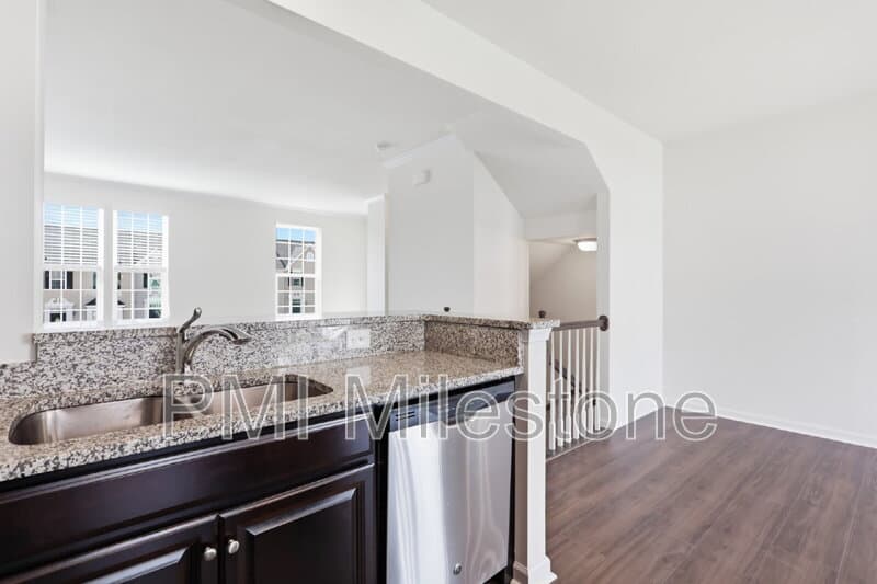 Falling Waters Townhome: 72 Norwood Dr