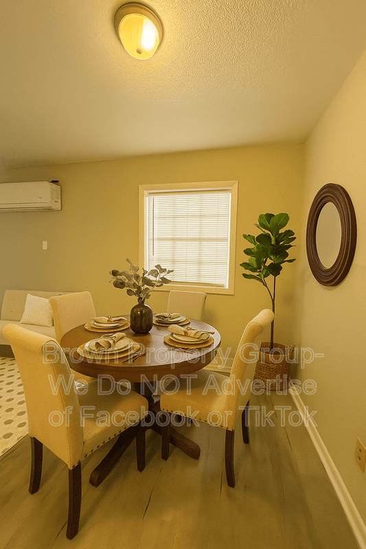 Fayetteville House: 2456 C Bragg Blvd