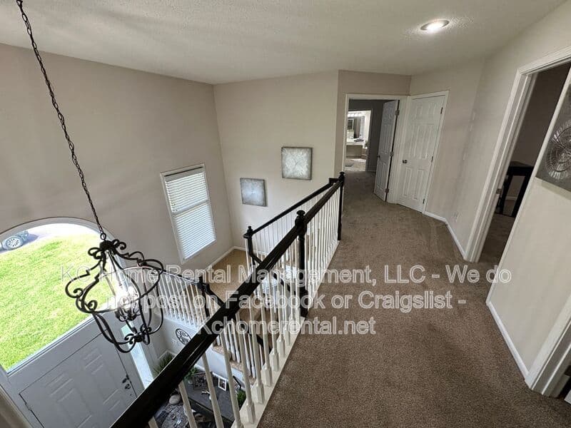 Overland Park House: 11429 W 142nd Ter