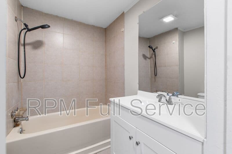 Nashville Condo: 325 54th Avenue N - Unit D