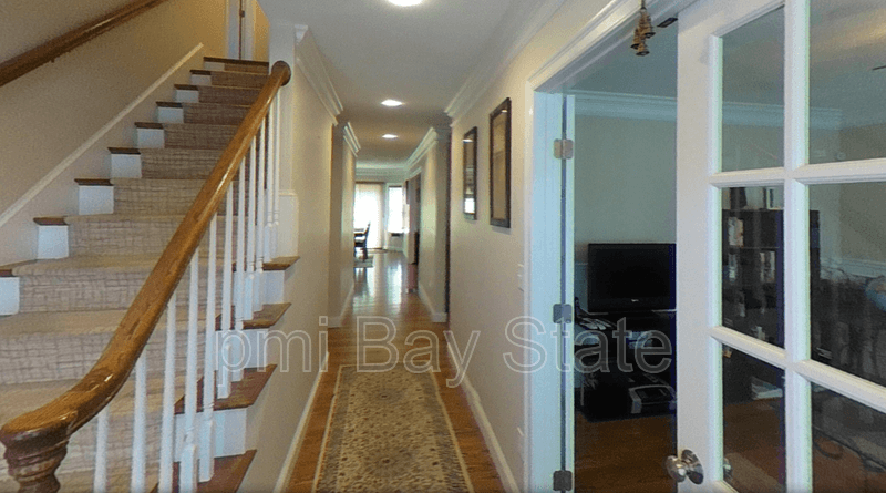 Hyde Park House: 29 Manila Avenue