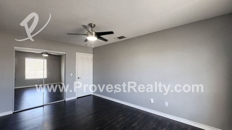 Apple Valley House: 20322 Skyline Ranch Dr.