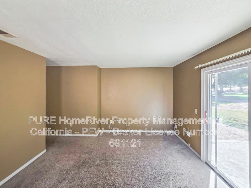 Murrieta House: 38421 Oaktree Loop