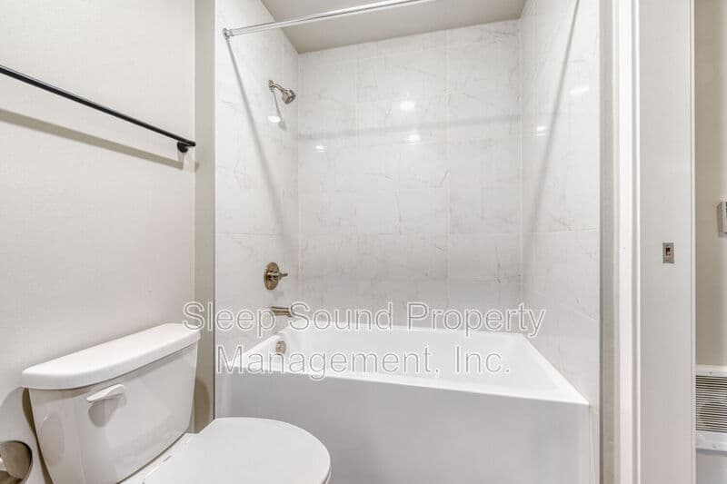 Portland Condo: 6310 North Maryland Avenue