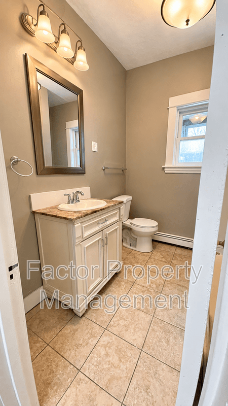 Mankato House: 118 Parsons St