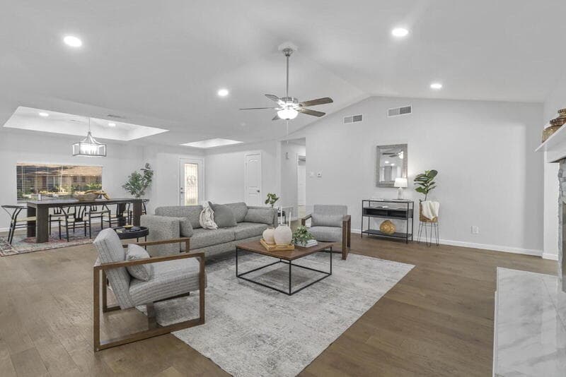Dallas House: 3212 Altman Drive