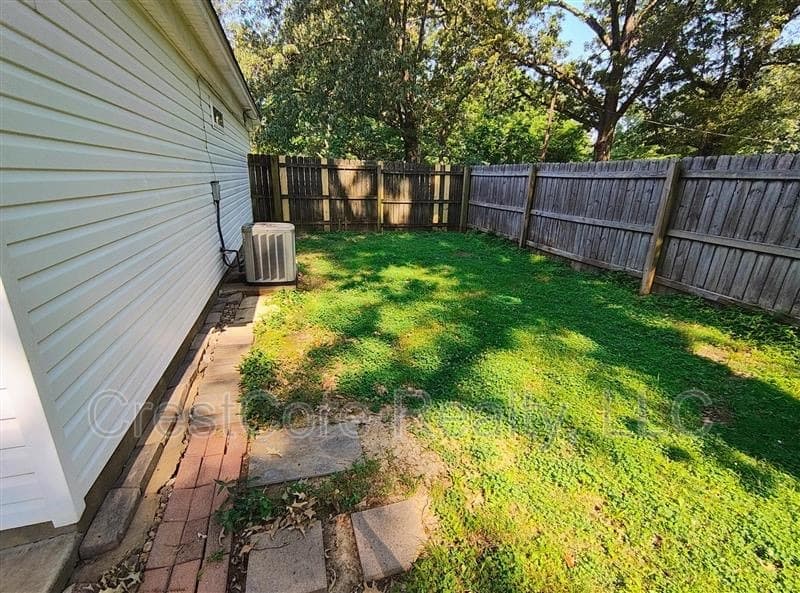 Bartlett House: 3890 Olive Road