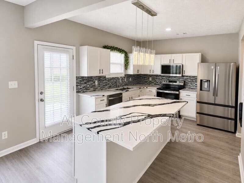 Lawrenceville House: 542 Marsh Lake Drive