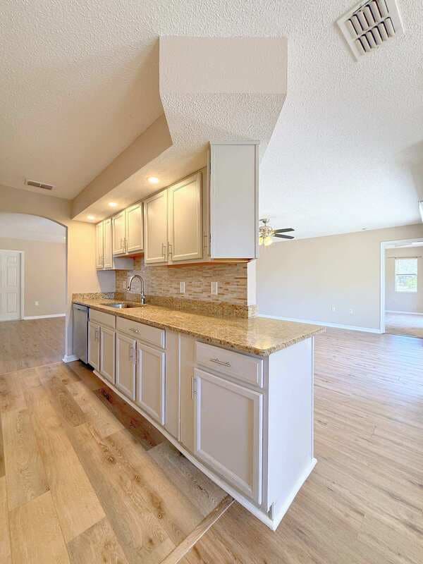 Weeki Wachee House: 10300 Noddy Tern Road