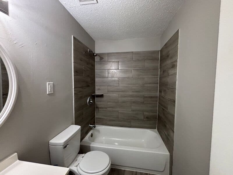 Memphis House: 5259 Cedar Bluff Dr
