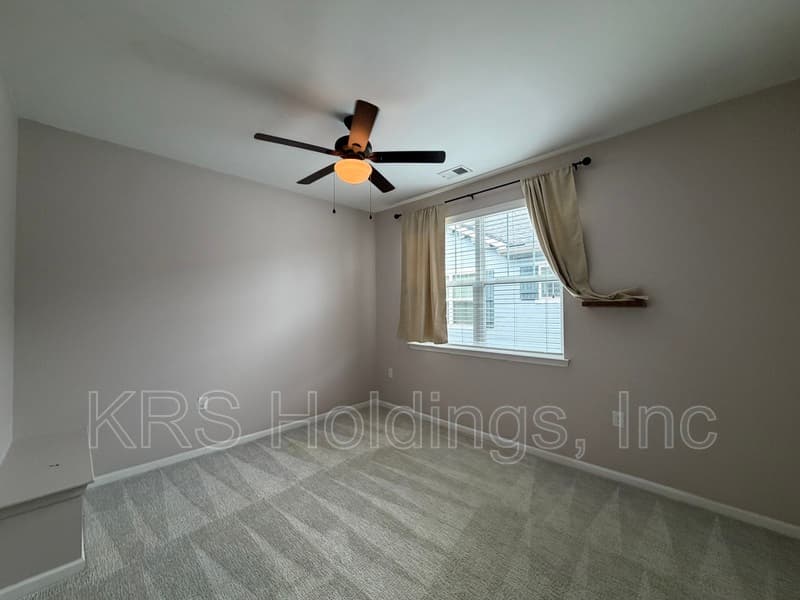 Chesapeake Condo: 1517 Rollesby Way