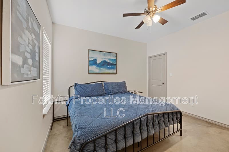 Lindale Condo: 14235 CR 452 - 15