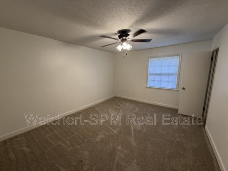 memphis House: 5730 Quince Rd #5 Memphis, TN 38119