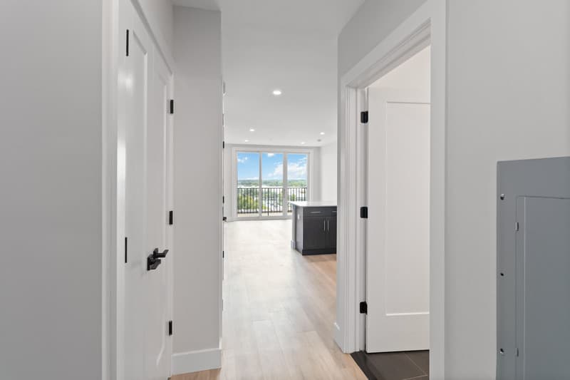 Flemington Apartment: 70 Church St