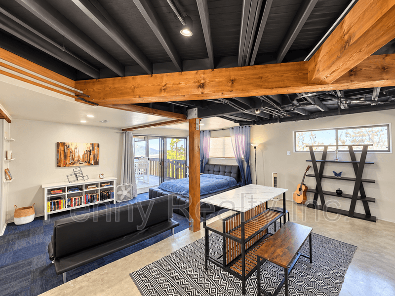 Escondido House: 9603 Indian Creek Way