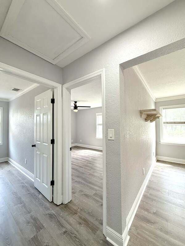 Tampa House: 3217 West Hartnett Avenue