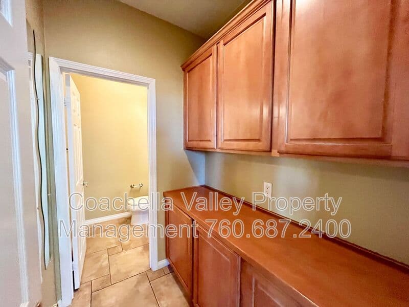 Indio House: 84543 Strada Way