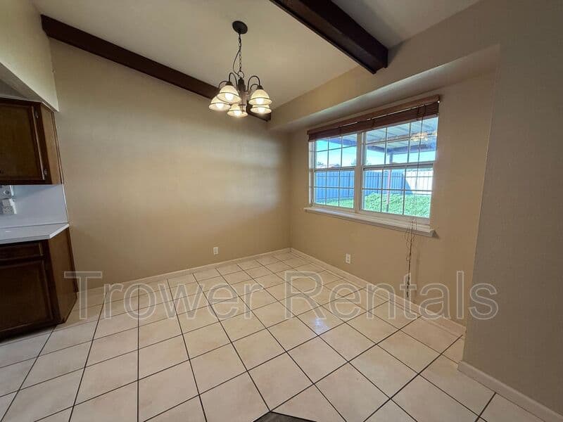 Odessa House: 5112 Bonham