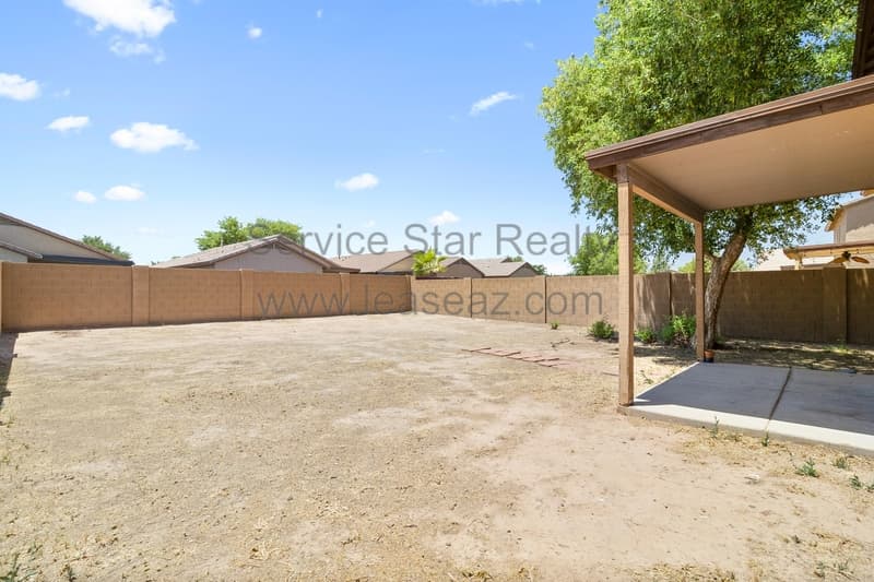 Maricopa House: 41881 W Avella Dr