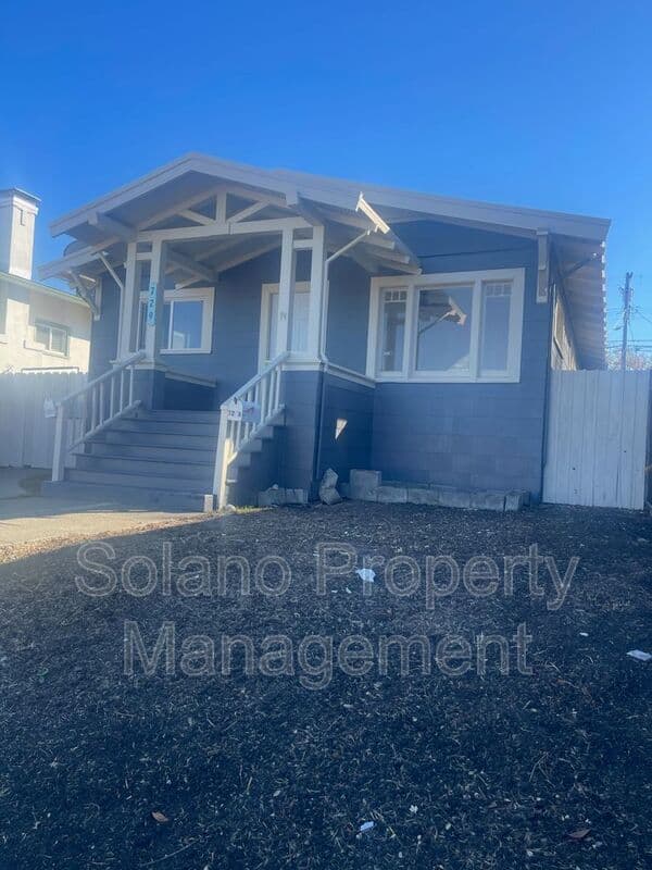 Vallejo House: 729 Alabama St. -