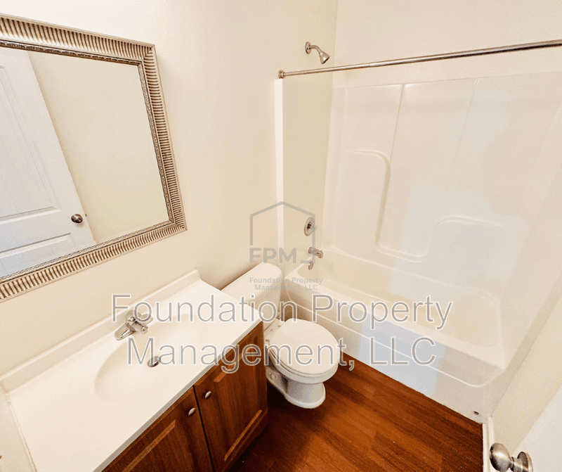 Memphis Condo: 1314 Crosstown Court