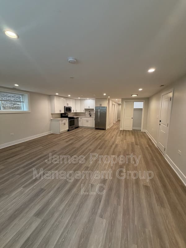 Chicago Condo: 6325 N Richmond Street - GS