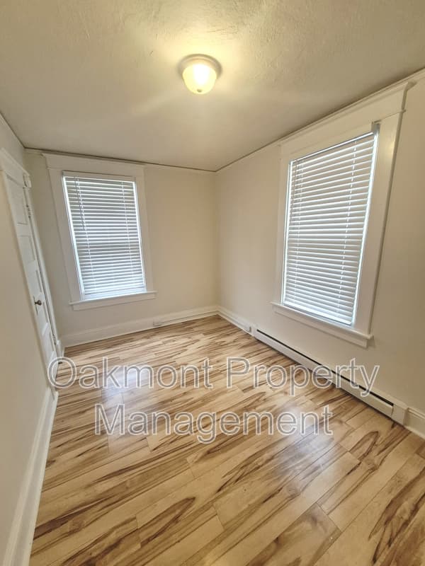 Madison Heights Townhome: 110 Phelps Road - B