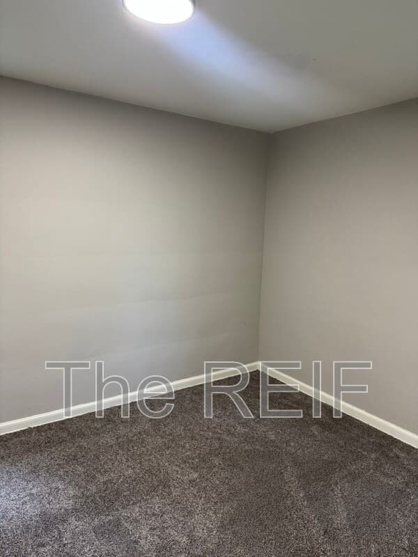 Detroit House: 13137 Elmdale Street
