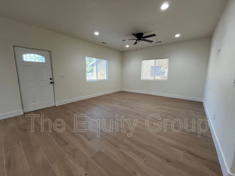 Lindsay House: 440 N Westwood Ave