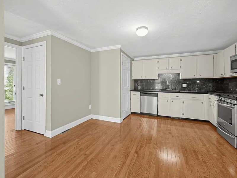 Taunton Condo: 144 Hart St